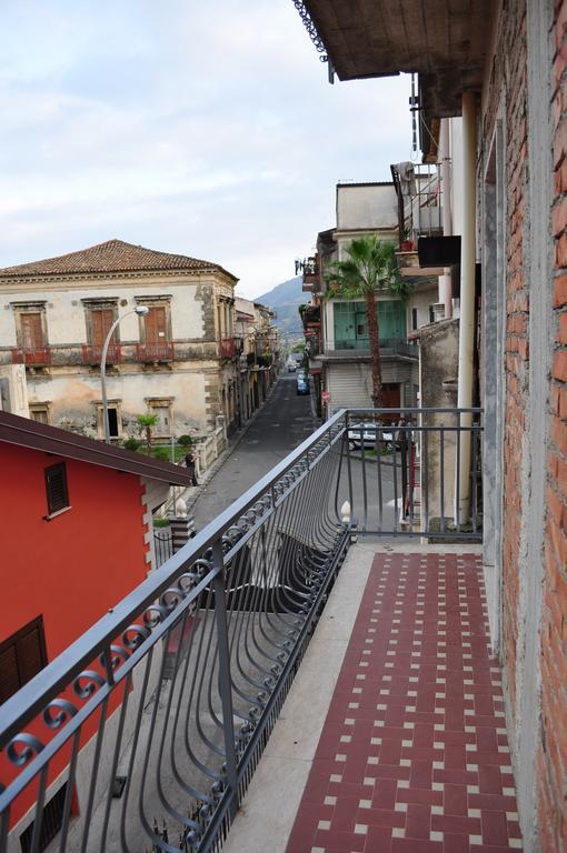 Casa Catena Francavilla di Sicilia Rom bilde
