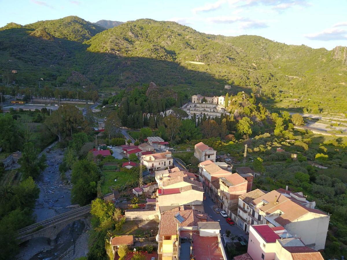 Casa Catena Francavilla di Sicilia Eksteriør bilde