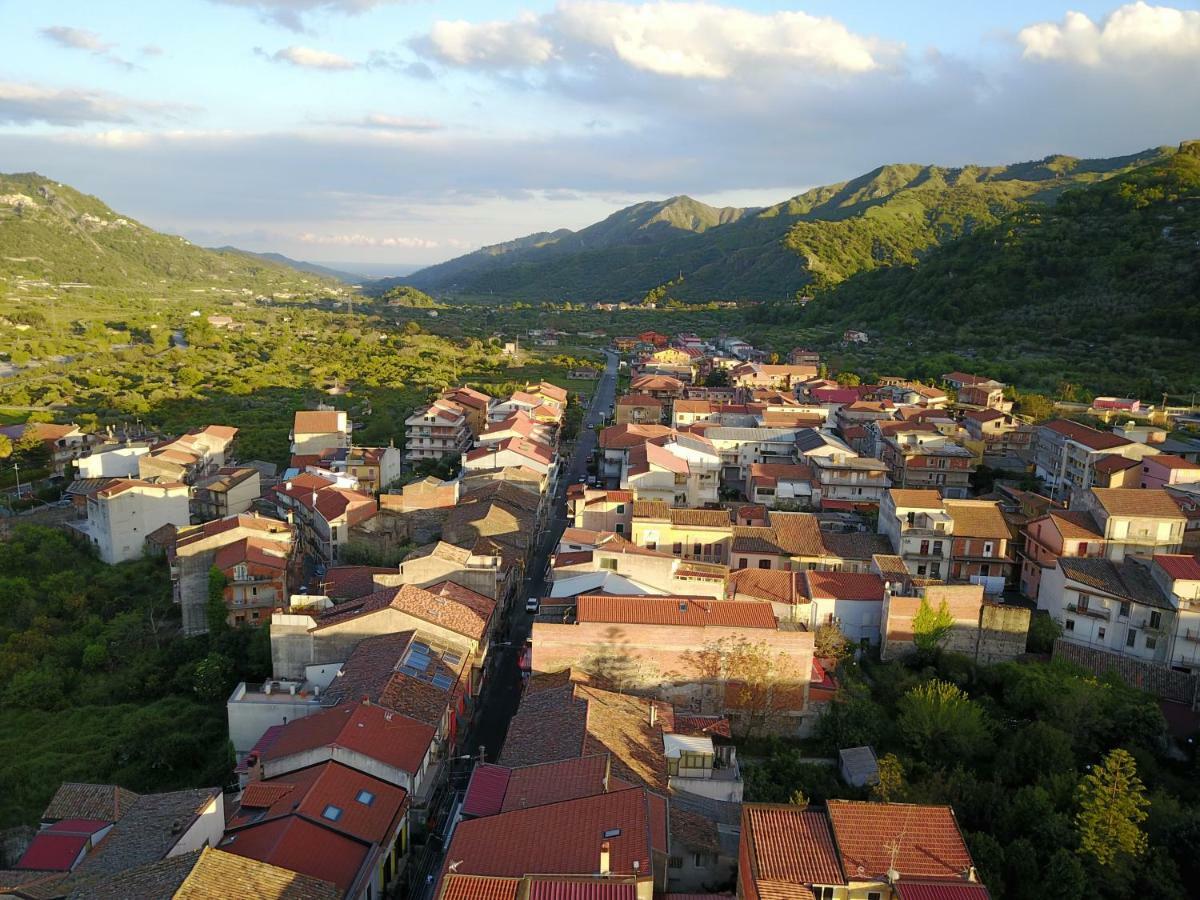 Casa Catena Francavilla di Sicilia Eksteriør bilde